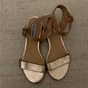 Steve Madden Metallic Gold Sandals